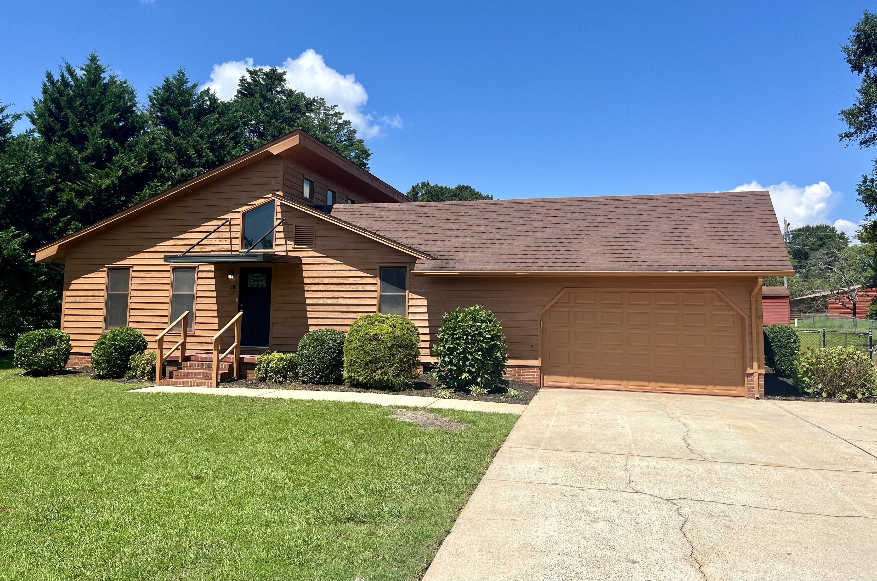 136 Bruce Boulevard